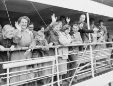 Dutch migrants arriving in Australia
